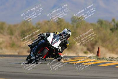 media/Nov-06-2022-SoCal Trackdays (Sun) [[208d2ccc26]]/Turn 7 Set 2 (1050am)/